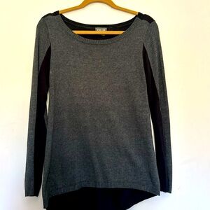 Ronen Chen Blk/CharGrey hi/low below hip sweater in size 4.
